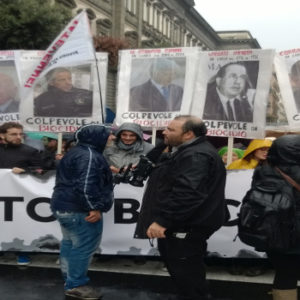 Politici e camorra travolti dal #Fiumeinpiena