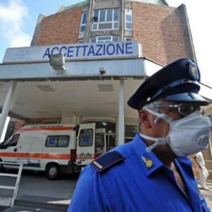 Grumo Nevano, giovane mamma colpita da meningite. Dopo calvario in tre ospedali è ricoverata al Cotugno. Paura e psicosi in paese