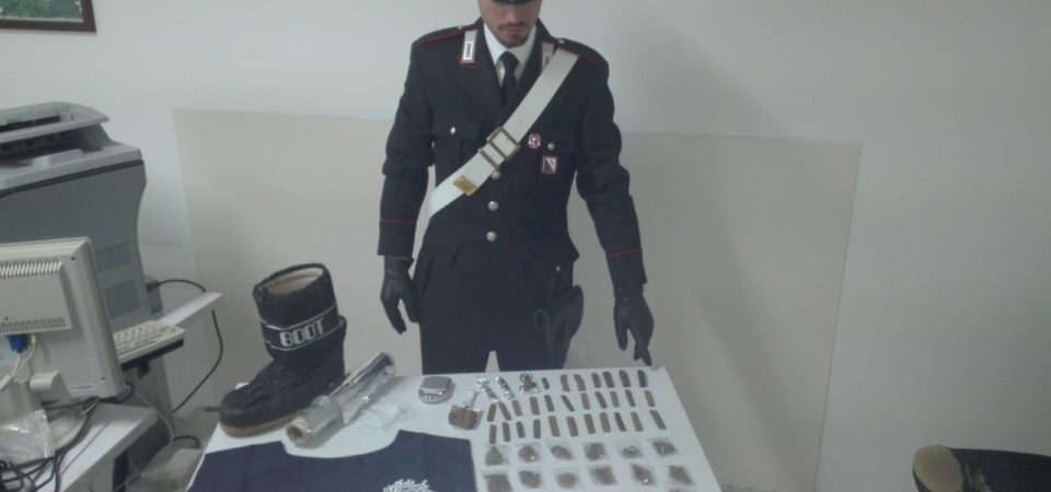 Frattamaggiore, arrestato in flagranza di spaccio. In sole 48 ore i carabinieri arrestano un altro pusher